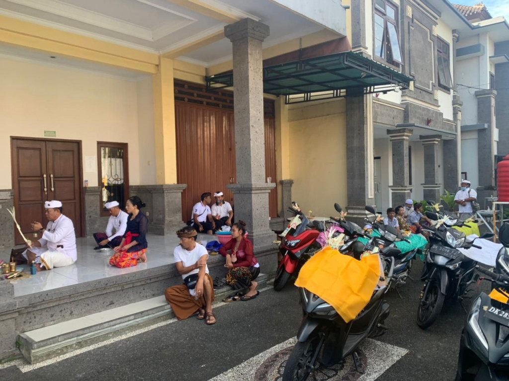 Pemerintahan Desa Petang Melaksanakan Upacara Perayaan Tumpek Landep